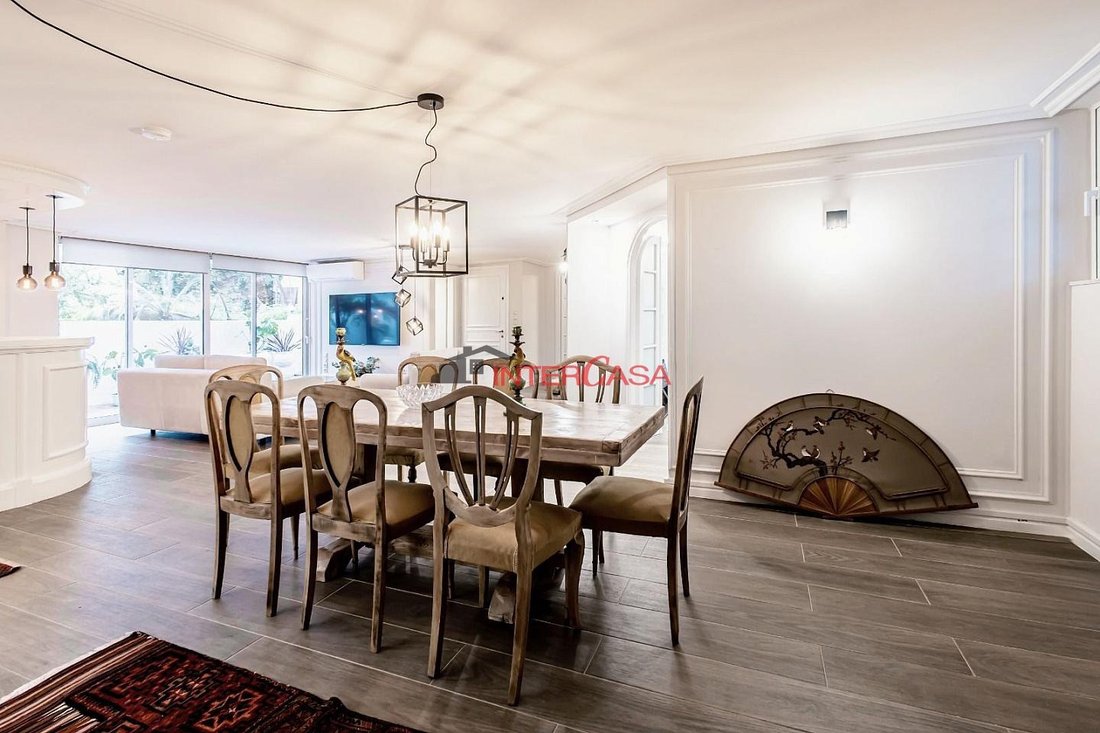 Apartment in Sunoikia Kolonakiou, 1st District of Athens, Athens 4 - 17992428