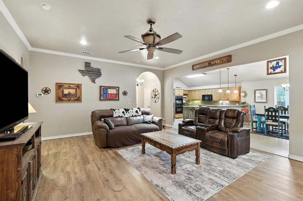 House in Alvarado, Texas, United States 3 - 17988882