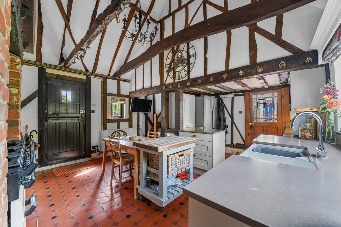 House in Marks Tey, England 4 - 17991268
