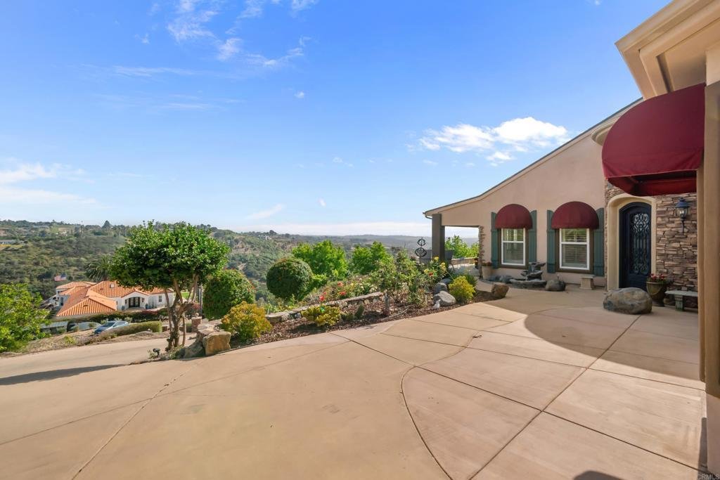 House in Vista, California, United States 5 - 17990316