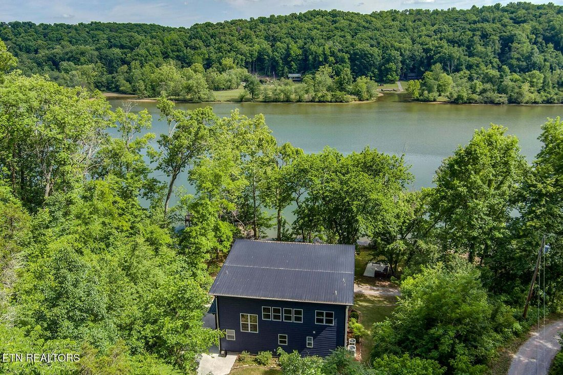 House in Harriman, Tennessee, United States 5 - 17955225
