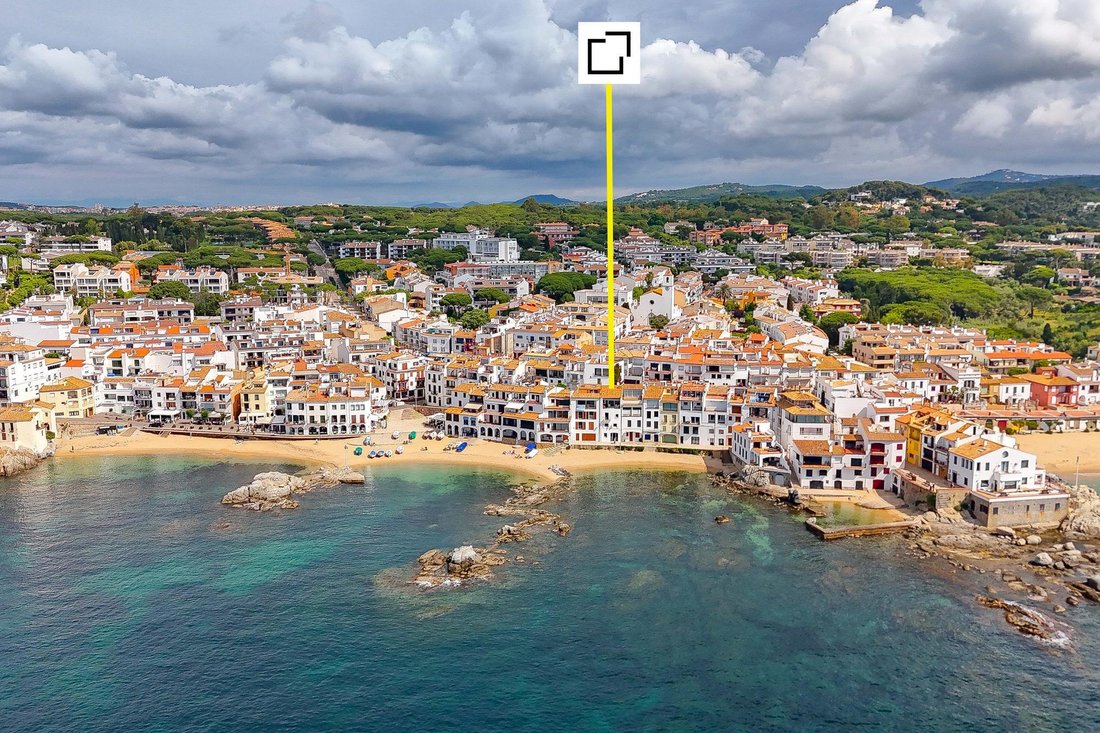 Villa in Calella de Palafrugell, Palafrugell, Catalonia 1 - 17984897