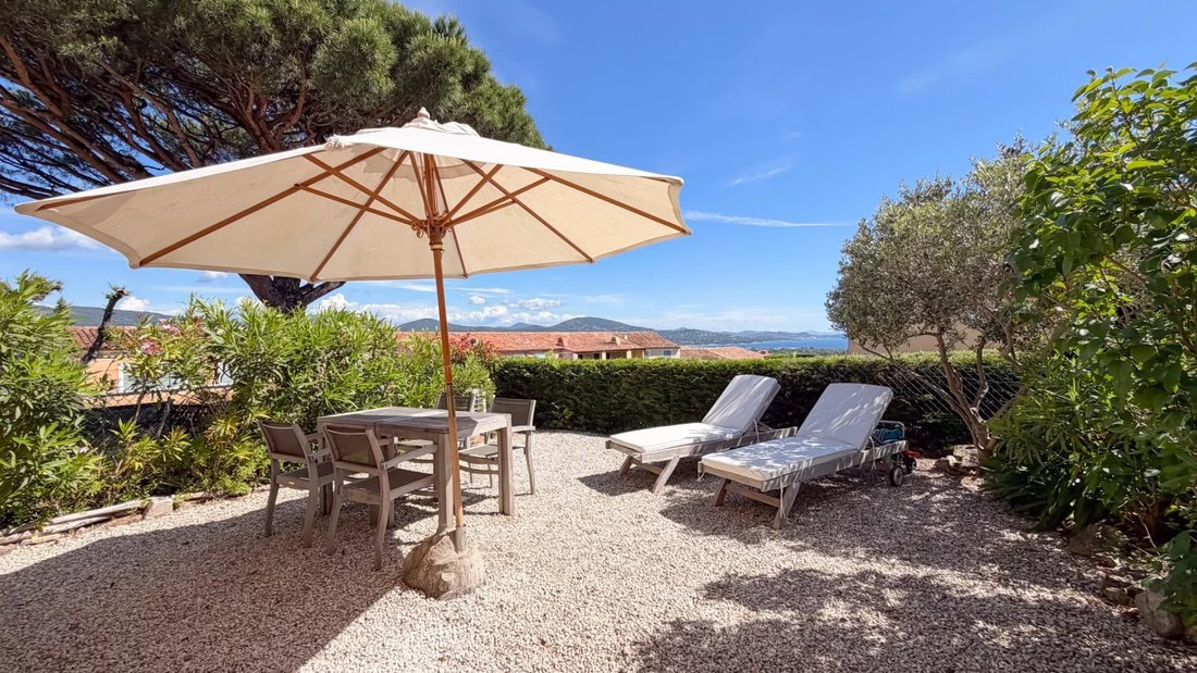 Apartment in Est, Cogolin, France 1 - 17986015
