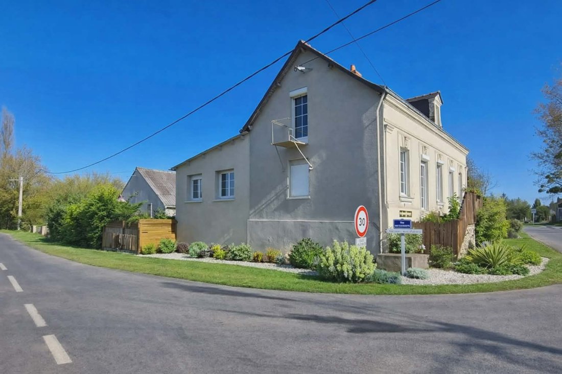 Villa in Gennes-Val-de-Loire, Pays de la Loire, France 1 - 17986605