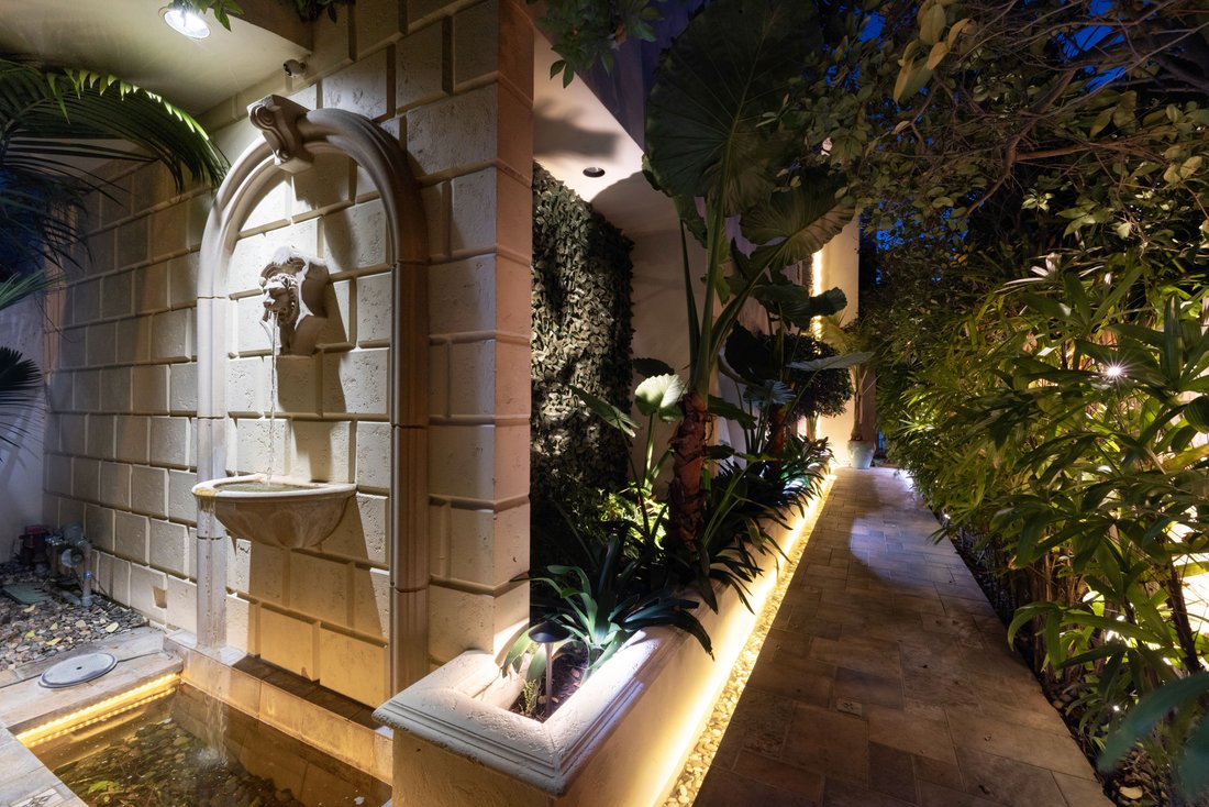 House in Huntington Beach, California, United States 2 - 17985700