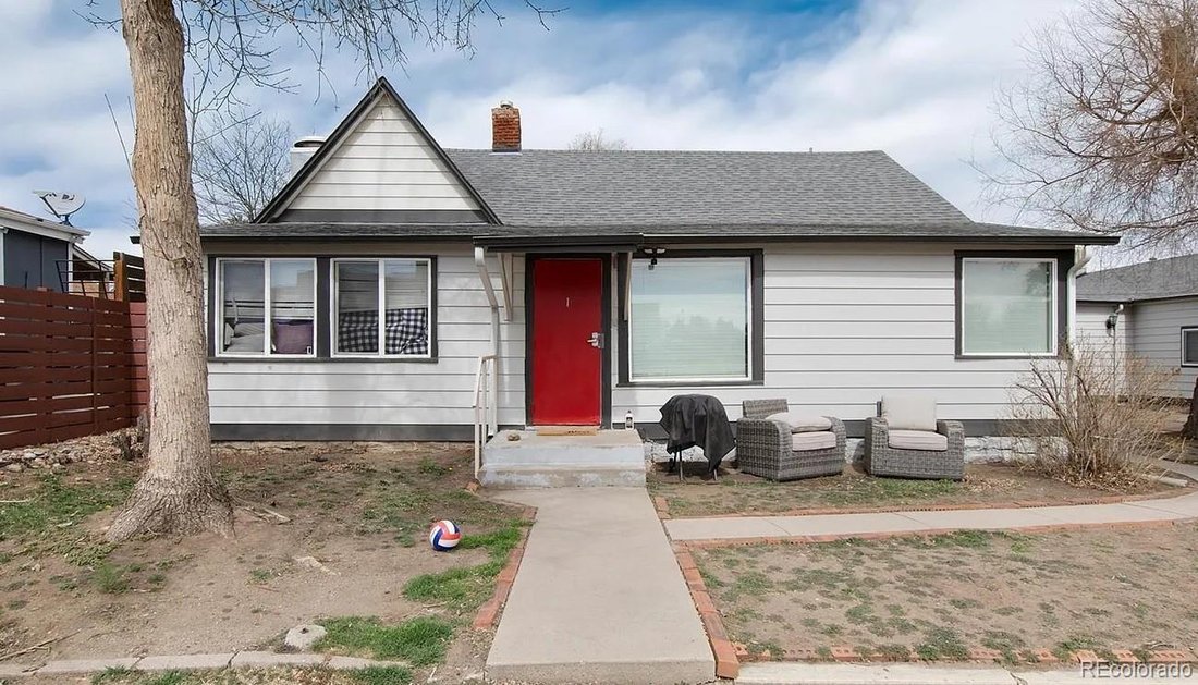 Denver, Colorado, United States 3 - 17987311