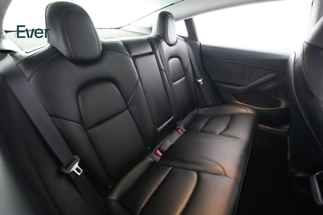 Sedan in San Francisco, CA, United States 5 - 17989980