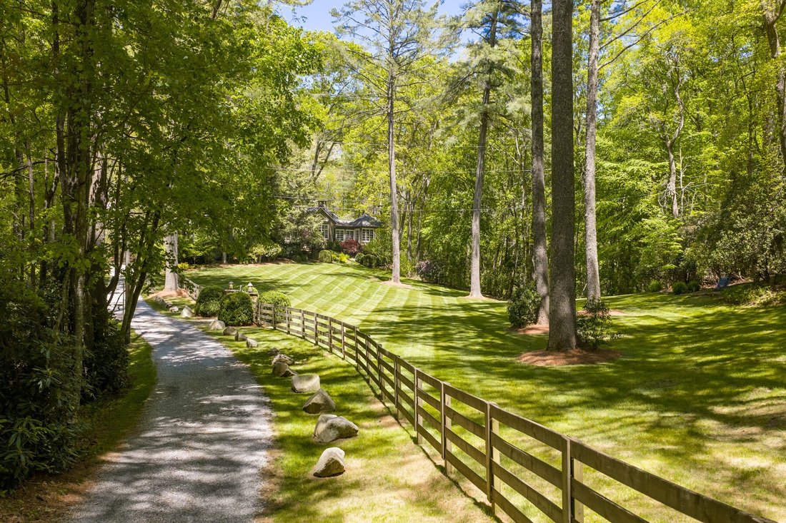 House in Highlands, North Carolina, United States 4 - 17985826