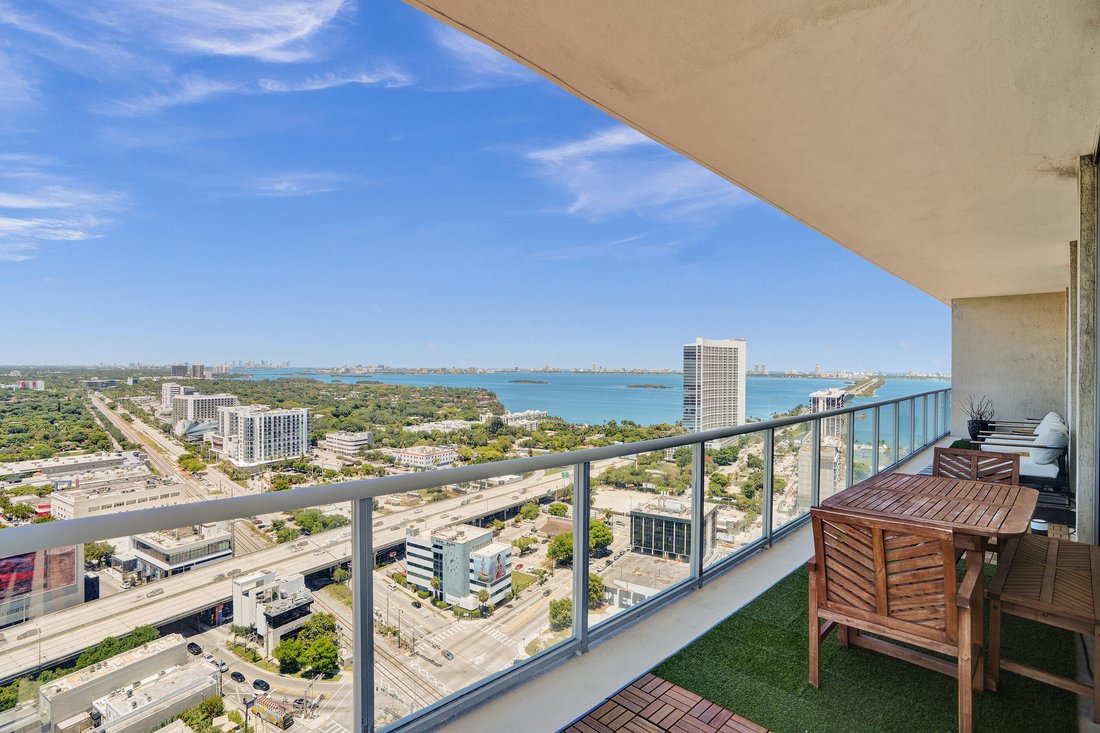 Condo in Miami, Florida, United States 1 - 17994585