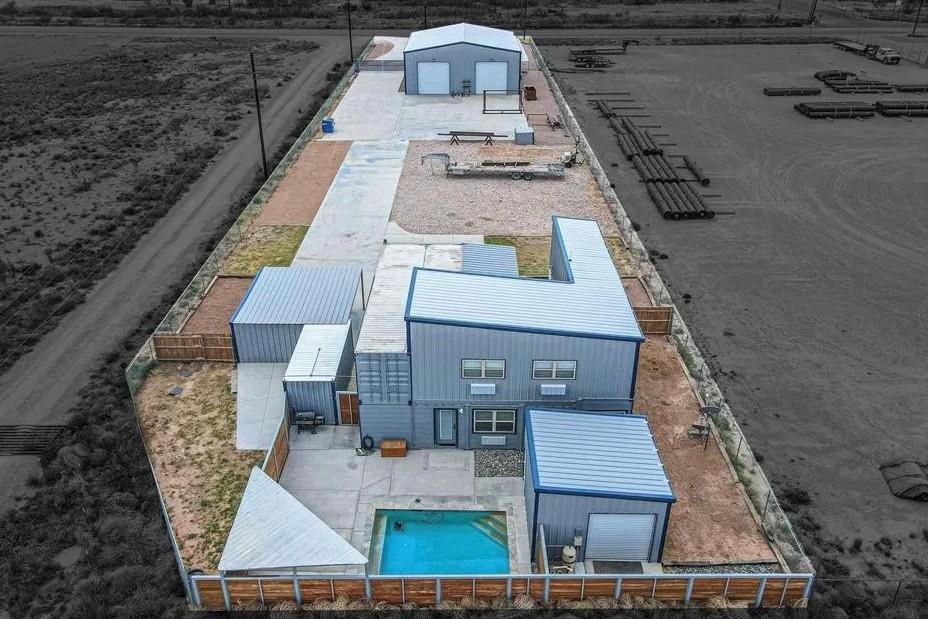 House in Midland, Texas, United States 1 - 17988016