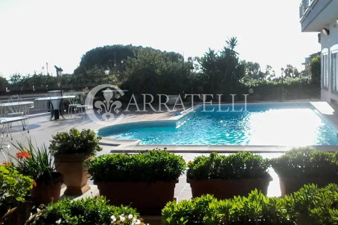 Villa in Lungomare, Pozzuoli, Campania 2 - 17988425