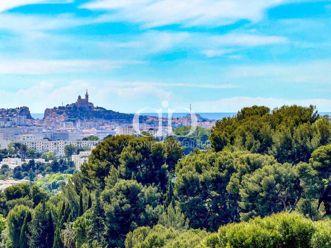 Castle in La Fourragère, Marseille, Provence-Alpes-Côte d'Azur 3 - 17994883