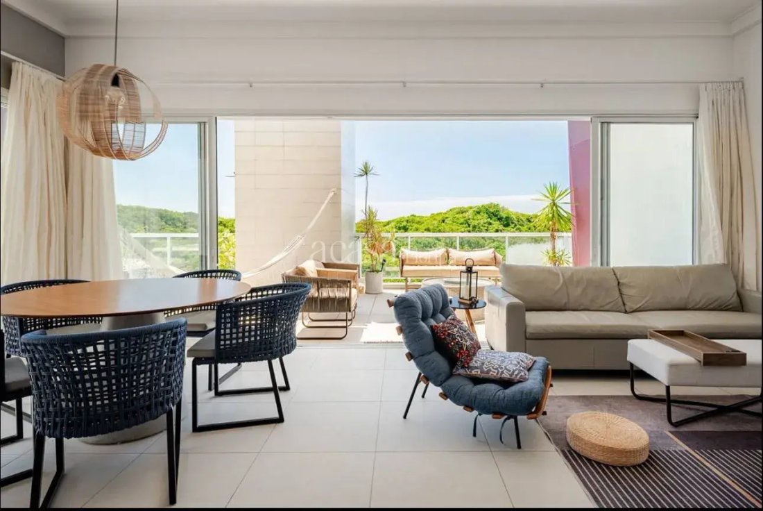 House in Florianópolis, State of Santa Catarina, Brazil 1 - 17986514