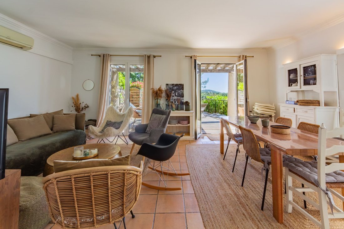 Villa in Grimaud, Provence-Alpes-Côte d'Azur, France 2 - 17985306