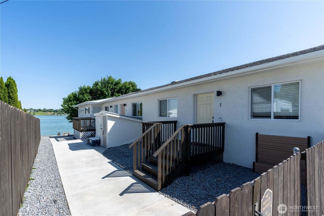 House in Moses Lake, Washington, United States 1 - 17989426