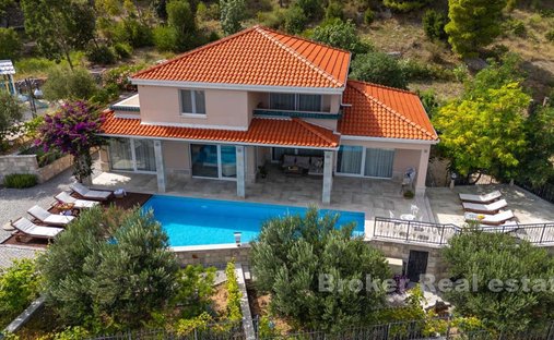 Villa in Omis, Split-Dalmatia County, Croatia 1