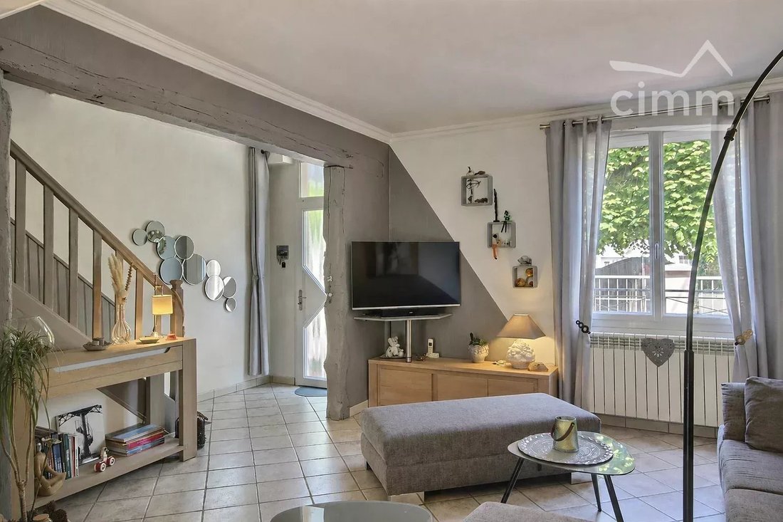House in Guy Mocquet-Jean Mermoz, Gournay-sur-Marne, France 2 - 17987492