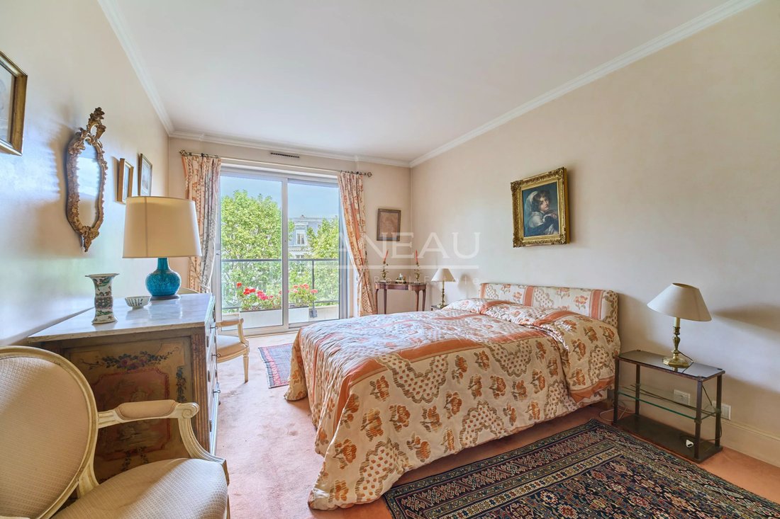 Apartment in La Plaine des Sablons, Neuilly-sur-Seine, France 4 - 17986339