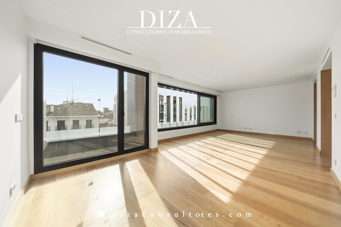 Appartamento a Chamberí, Madrid, Spagna 1 - 17989341
