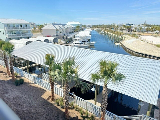 Port St. Joe, Florida, United States 3 - 17984405