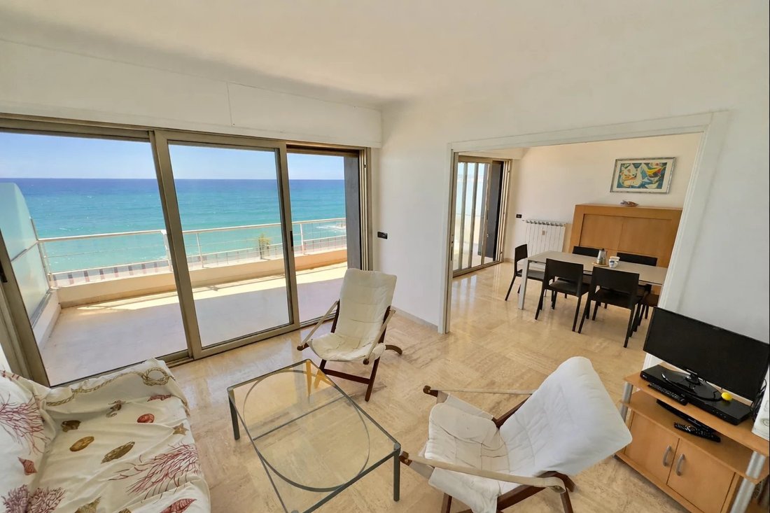 Apartment in Menton, Provence-Alpes-Côte d'Azur, France 1 - 17984493