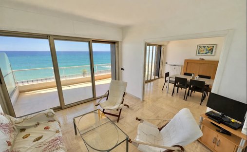 Wohnung in Menton, Provence-Alpes-Côte d'Azur, Frankreich 1