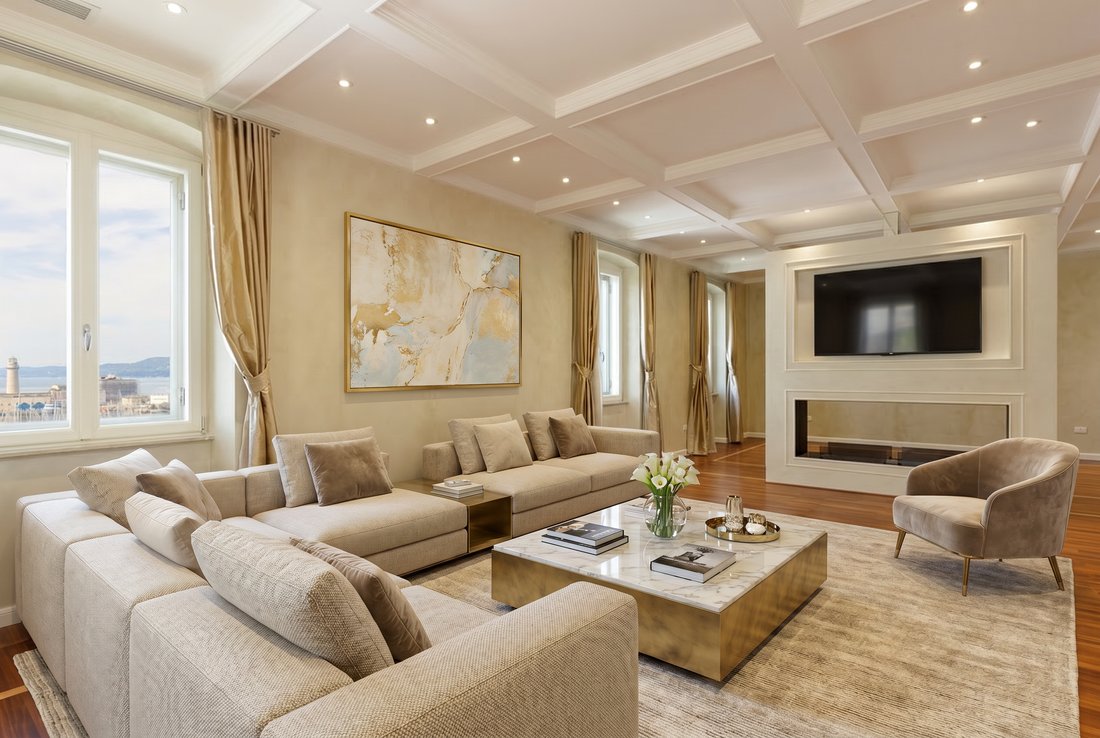 Penthouse in Old City, Trieste, Italy 1 - 17871435