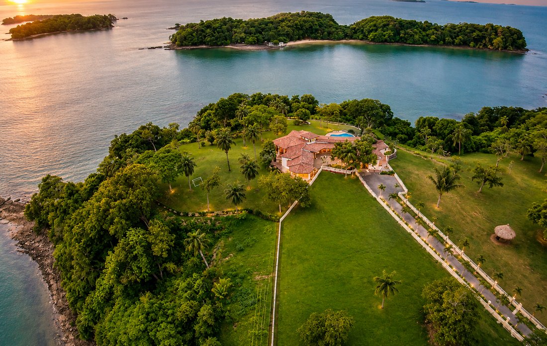 Estate in Boca Chica, Chiriquí Province, Panama 3 - 17993833