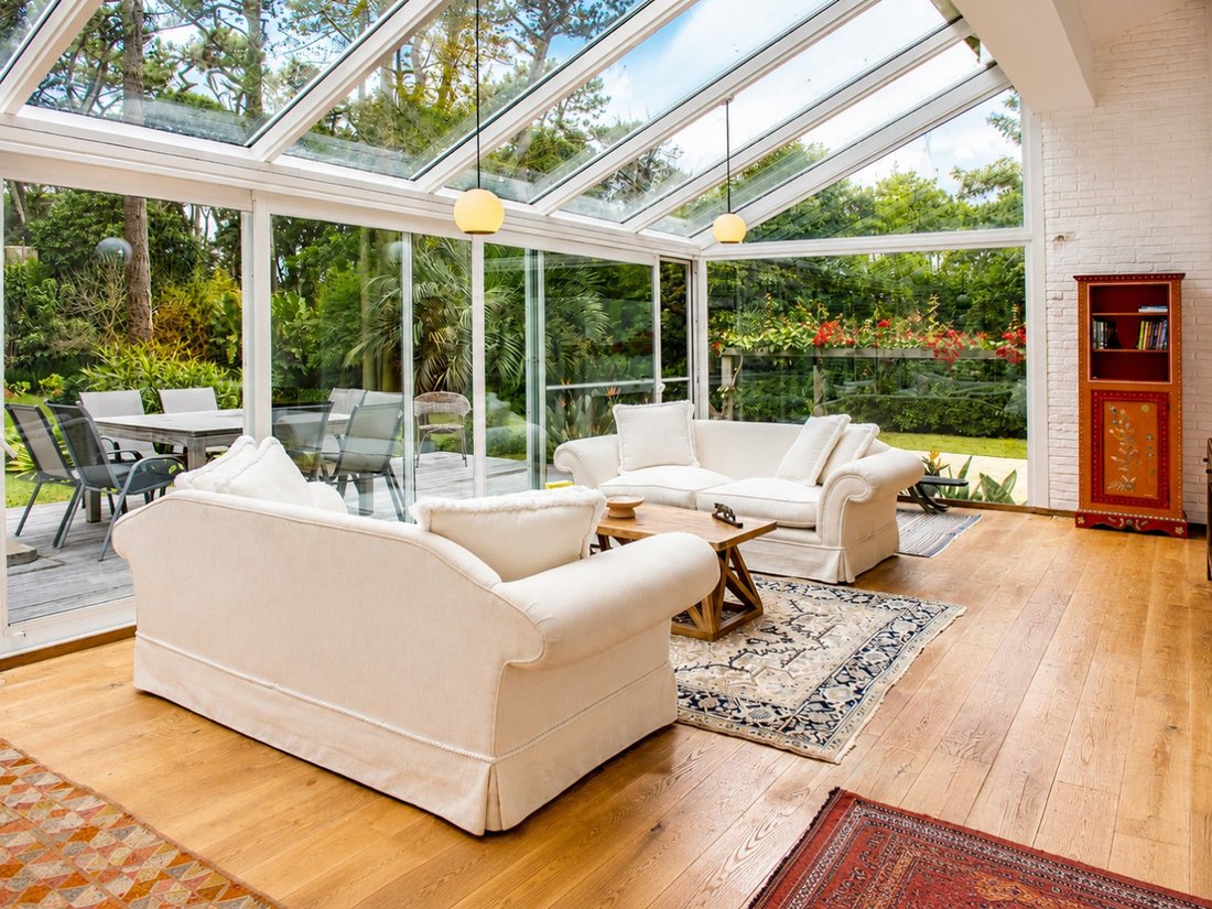 Chalet in Punta del Este, Maldonado Department, Uruguay 2 - 16008928