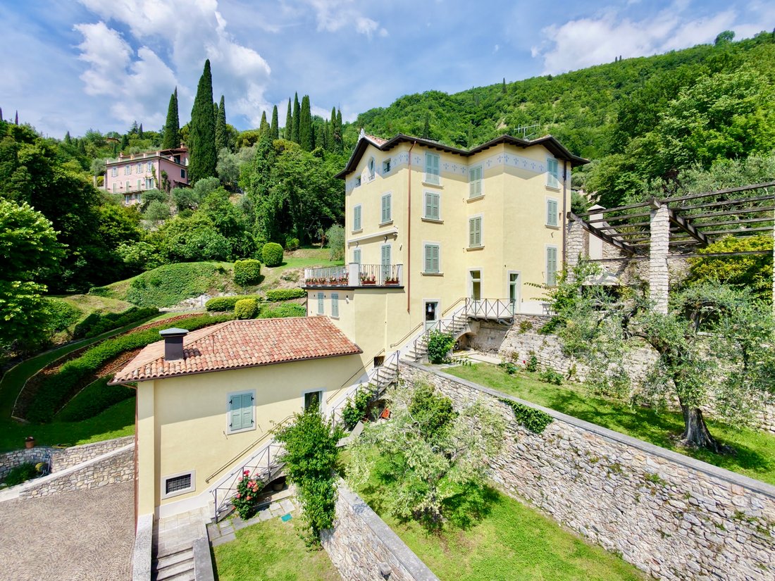 Estate in Gargnano, Lombardy, Italy 3 - 17986875