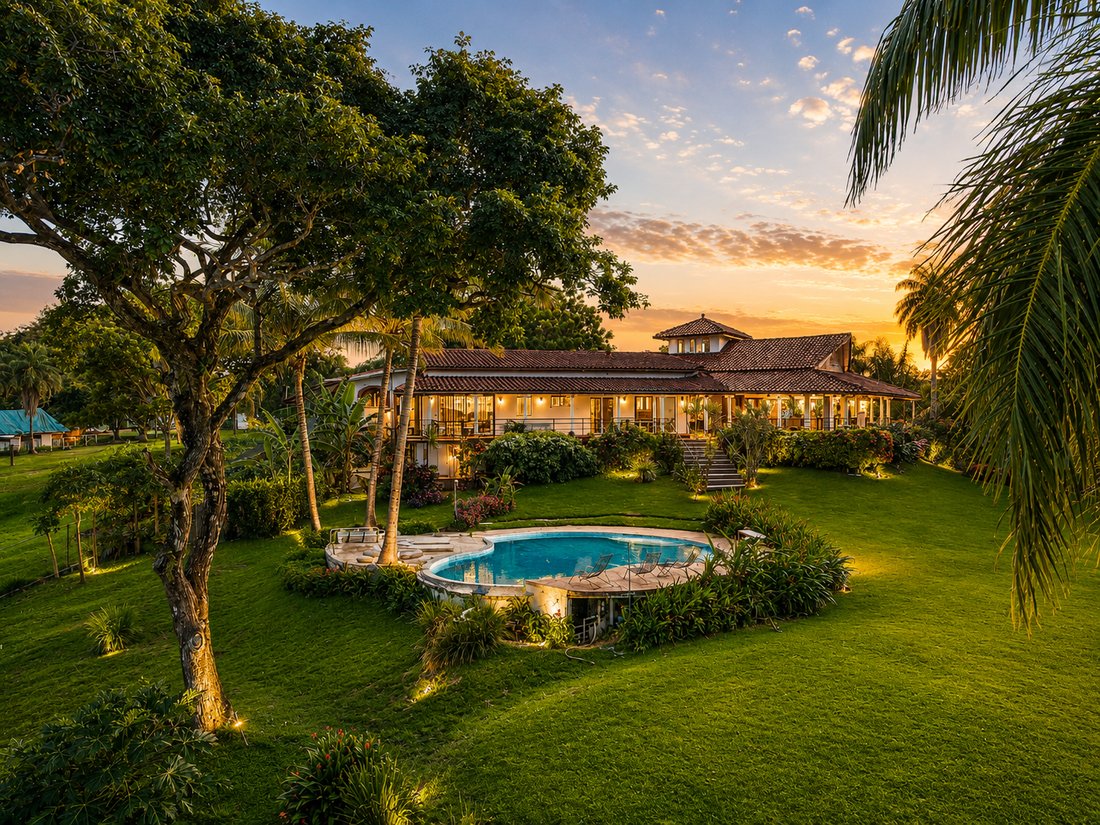 Estate in Boca Chica, Chiriquí Province, Panama 1 - 17993833