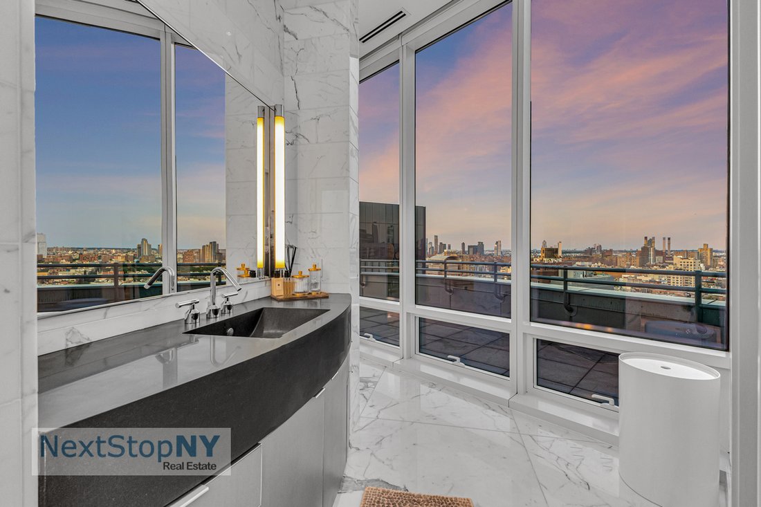 Apartment in New York, New York, United States 5 - 17986760
