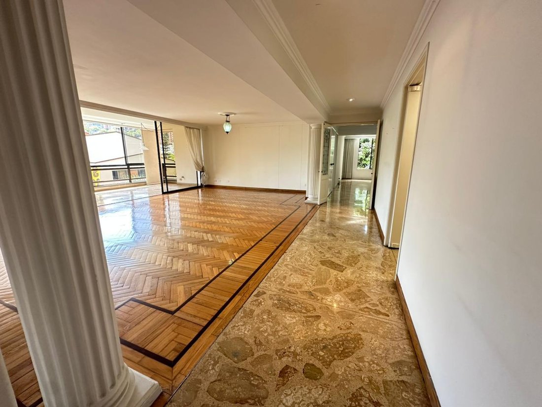 Apartment in Medellín, Antioquia, Colombia 3 - 17986032