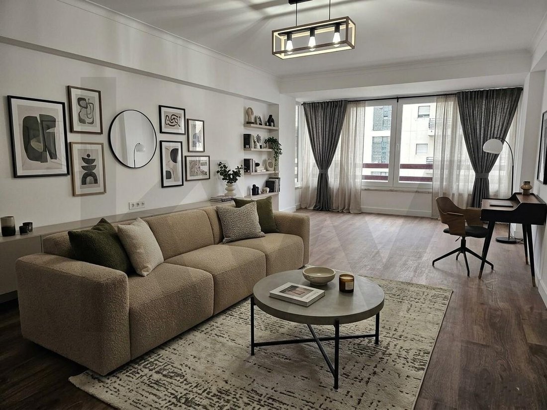 Apartment in Sao Domingos de Benfica, Lisbon, Portugal 1 - 17984078