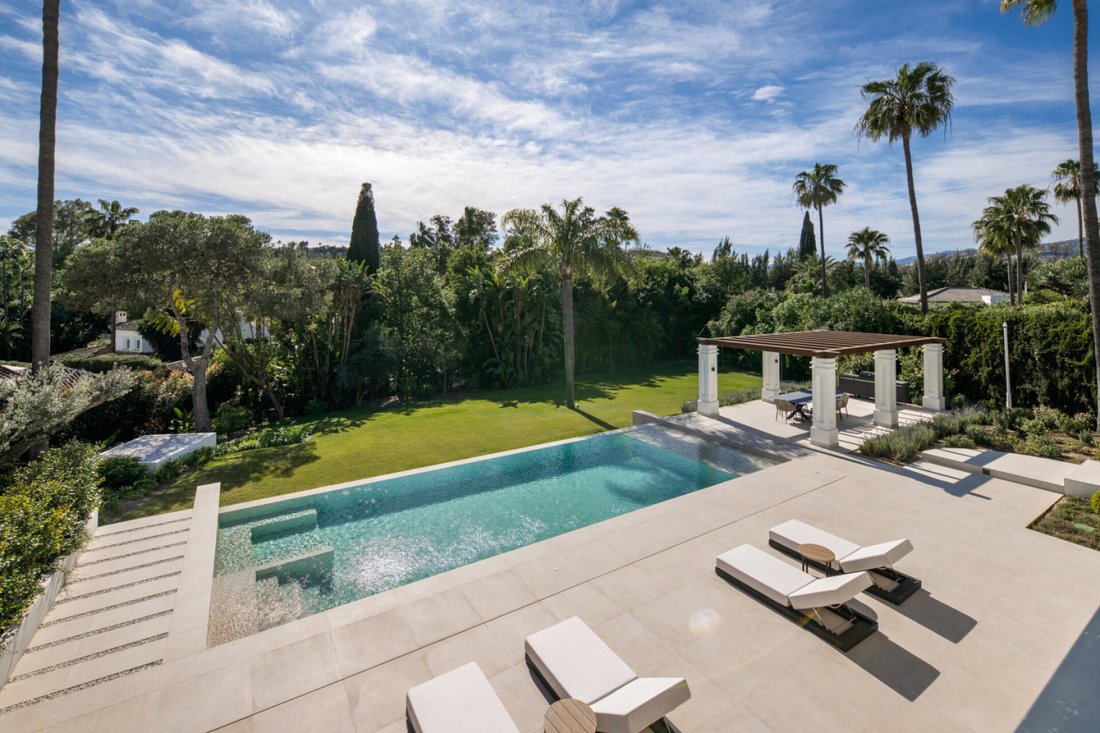 Villa in Nueva Andalucia, Marbella, Spain 2 - 17984796