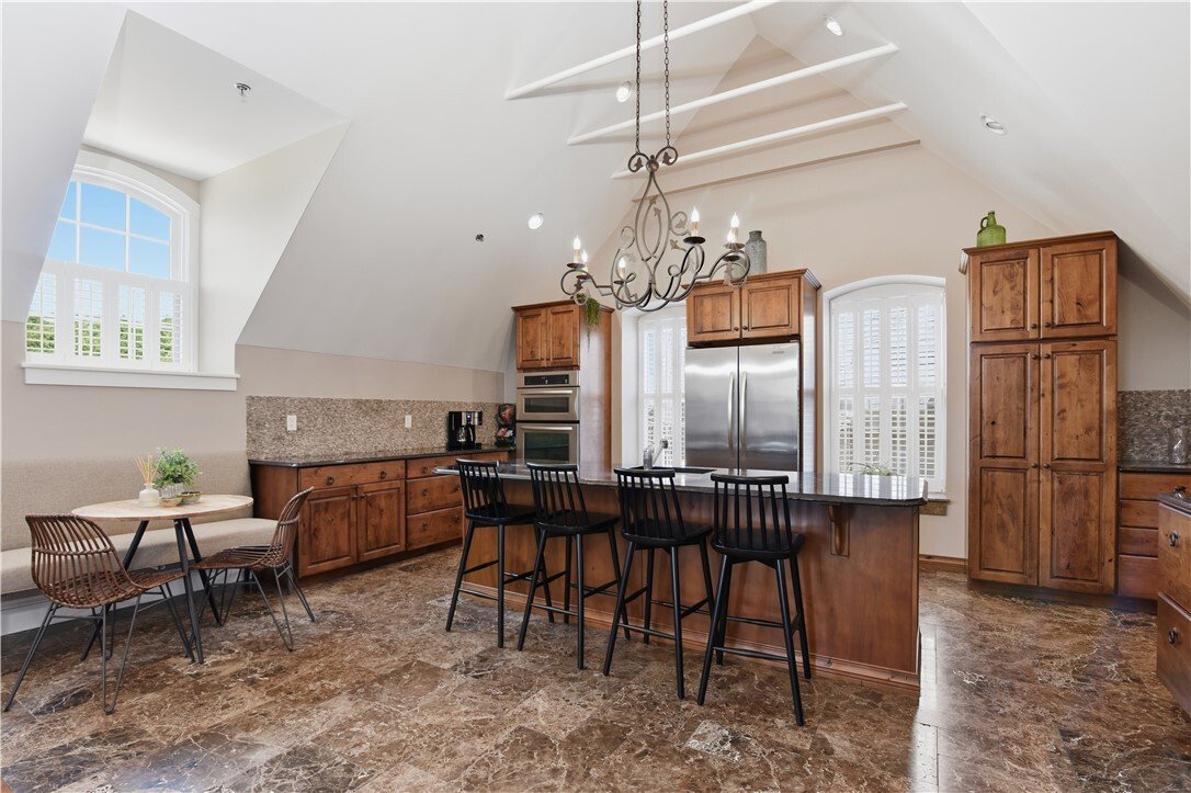 Condo in Cranston, Rhode Island, United States 5 - 17984331