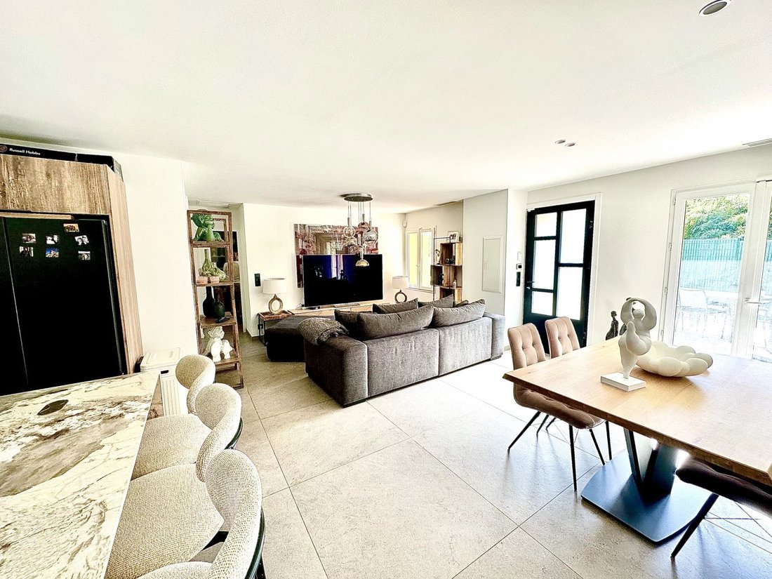 House in Mougins, Provence-Alpes-Côte d'Azur, France 2 - 17984575