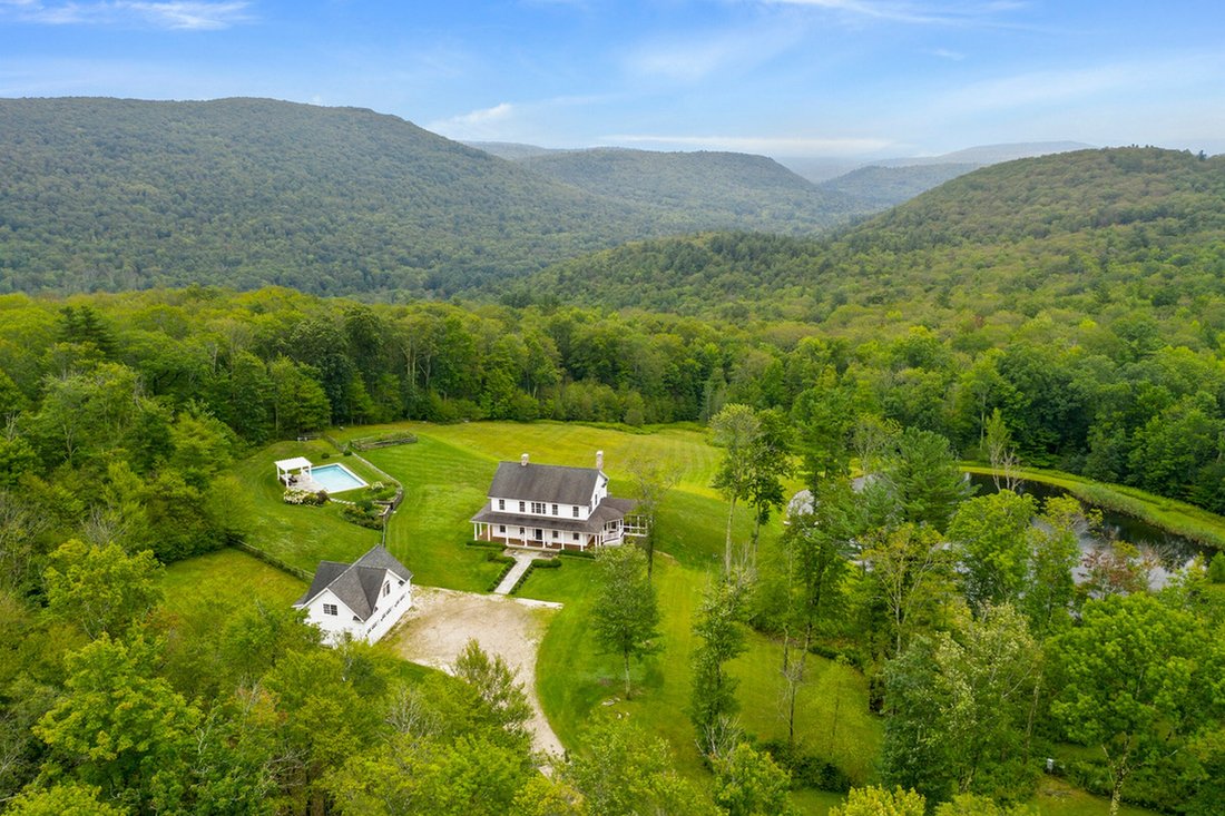 House in Austerlitz, New York, United States 1 - 17984281