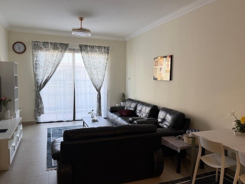 Apartment in Muhaisnah, Dubai, United Arab Emirates 2 - 17984590