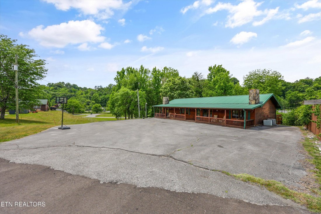 House in Pigeon Forge, Tennessee, United States 4 - 17984046