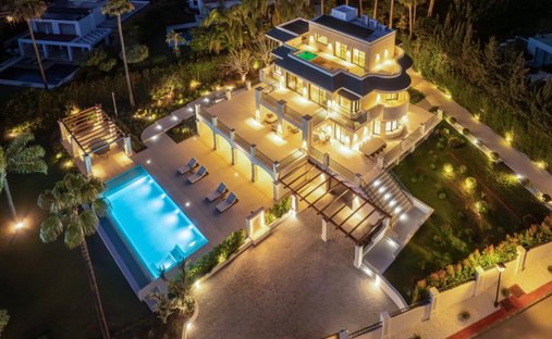 Villa in Nueva Andalucía, Marbella, Spanien 1