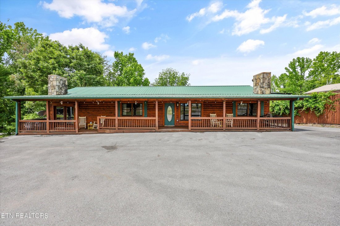 House in Pigeon Forge, Tennessee, United States 2 - 17984046