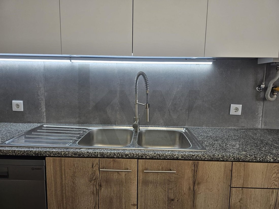 Apartment in Sao Domingos de Benfica, Lisbon, Portugal 5 - 17984078