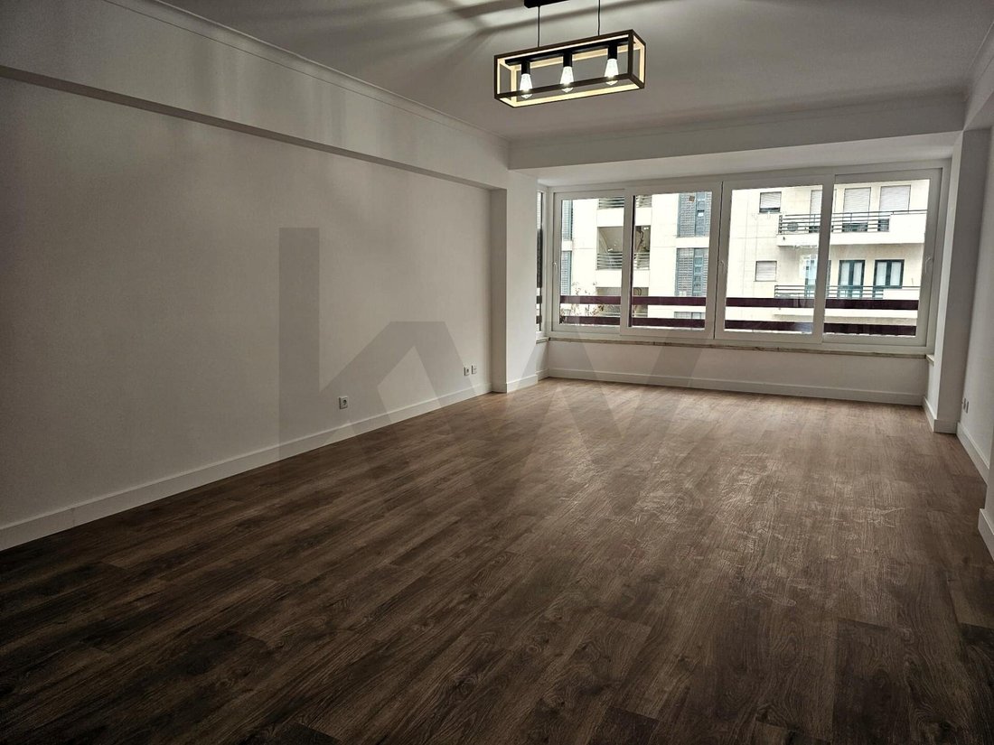 Apartment in Sao Domingos de Benfica, Lisbon, Portugal 2 - 17984078