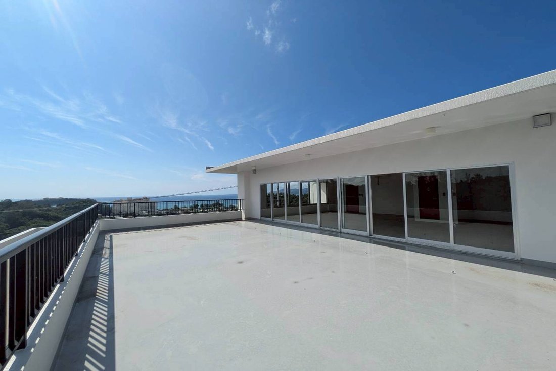 House in Nago, Okinawa, Japan 1 - 17998588