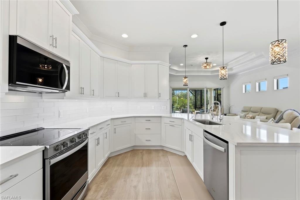 Condo in Naples, Florida, United States 4 - 17991719