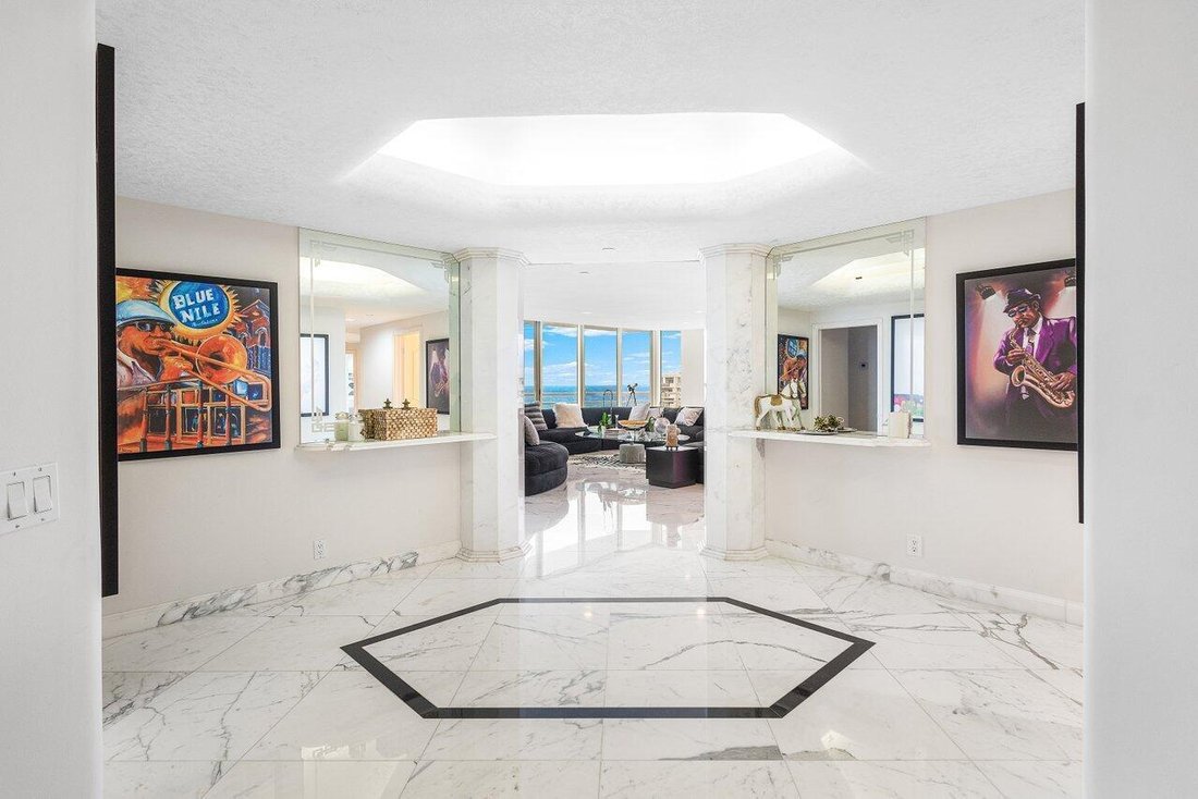 Condo in Boca Raton, Florida, United States 2 - 17988021