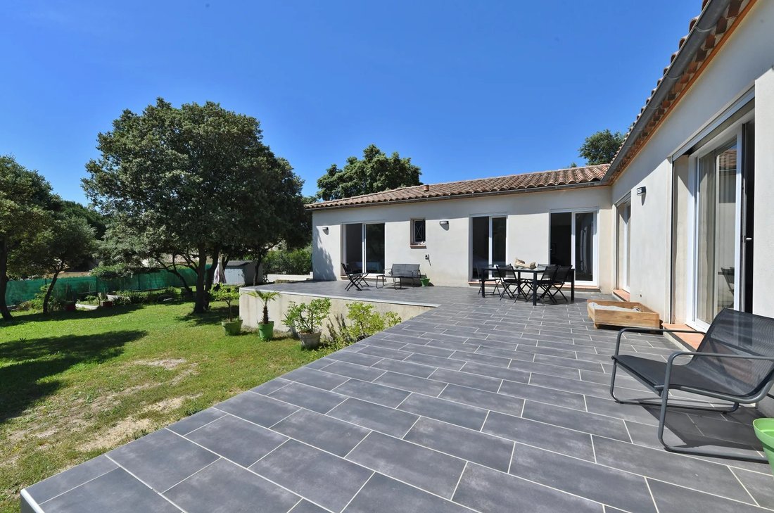 House in Uzès, Occitania, France 4 - 17962202