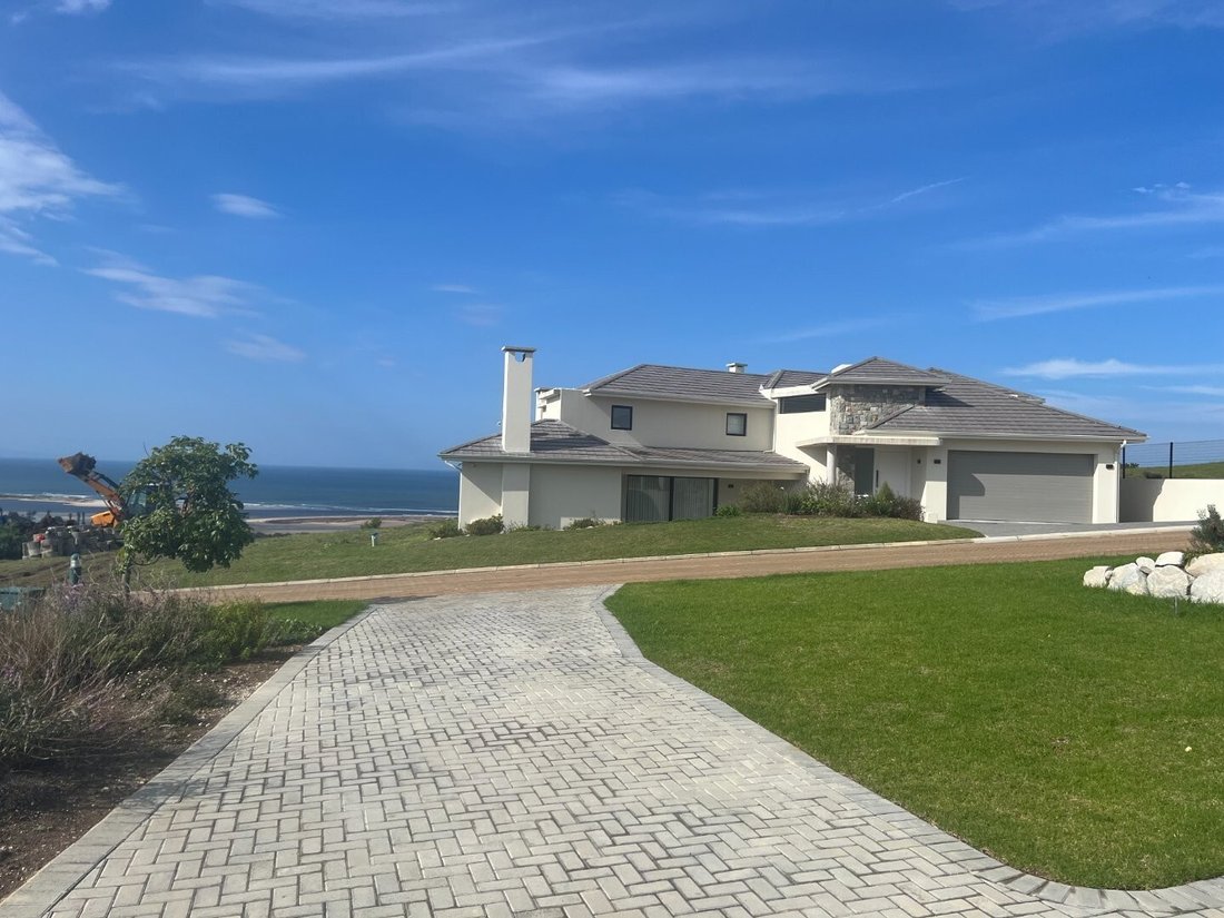 House in Plettenberg Bay, Western Cape, South Africa 5 - 17988503