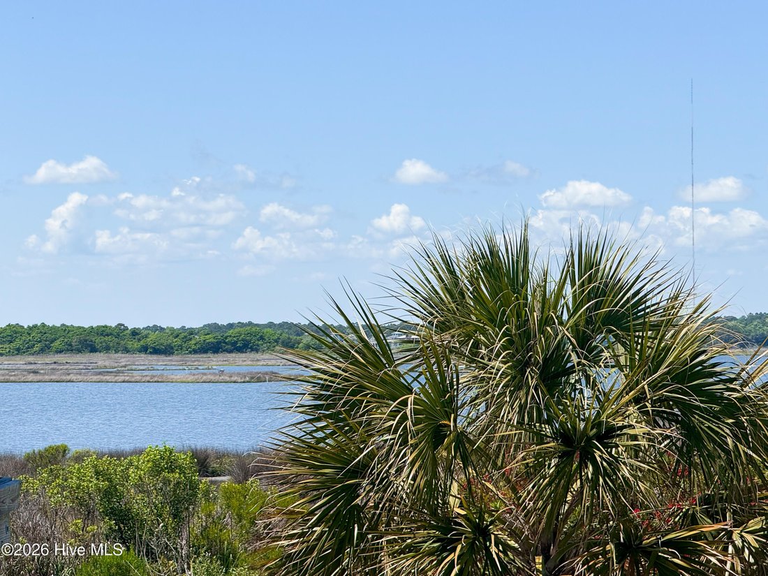 House in North Topsail Beach, North Carolina, United States 3 - 17988641